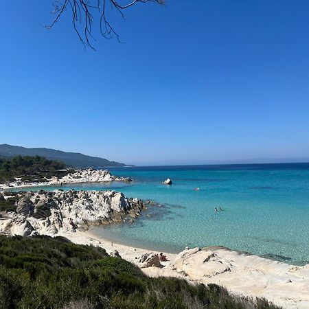 Four Shades Luxury Suites Sarti Bagian luar foto