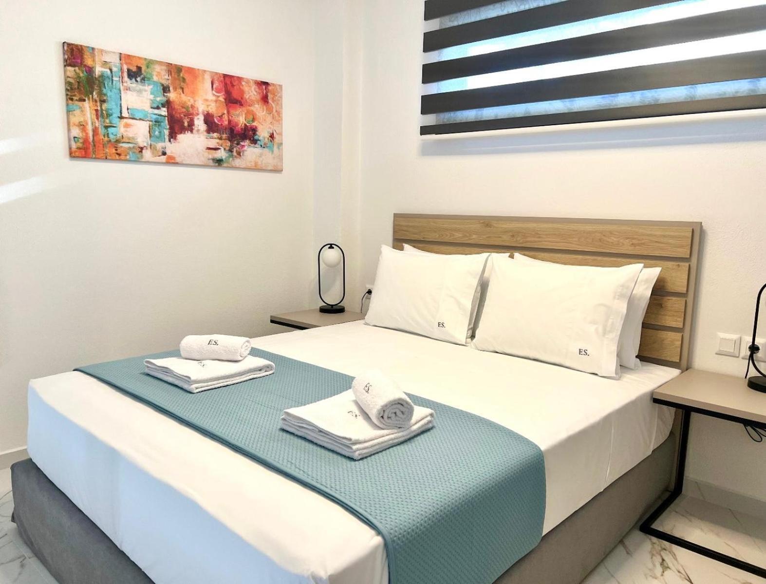 Four Shades Luxury Suites Sarti Bagian luar foto