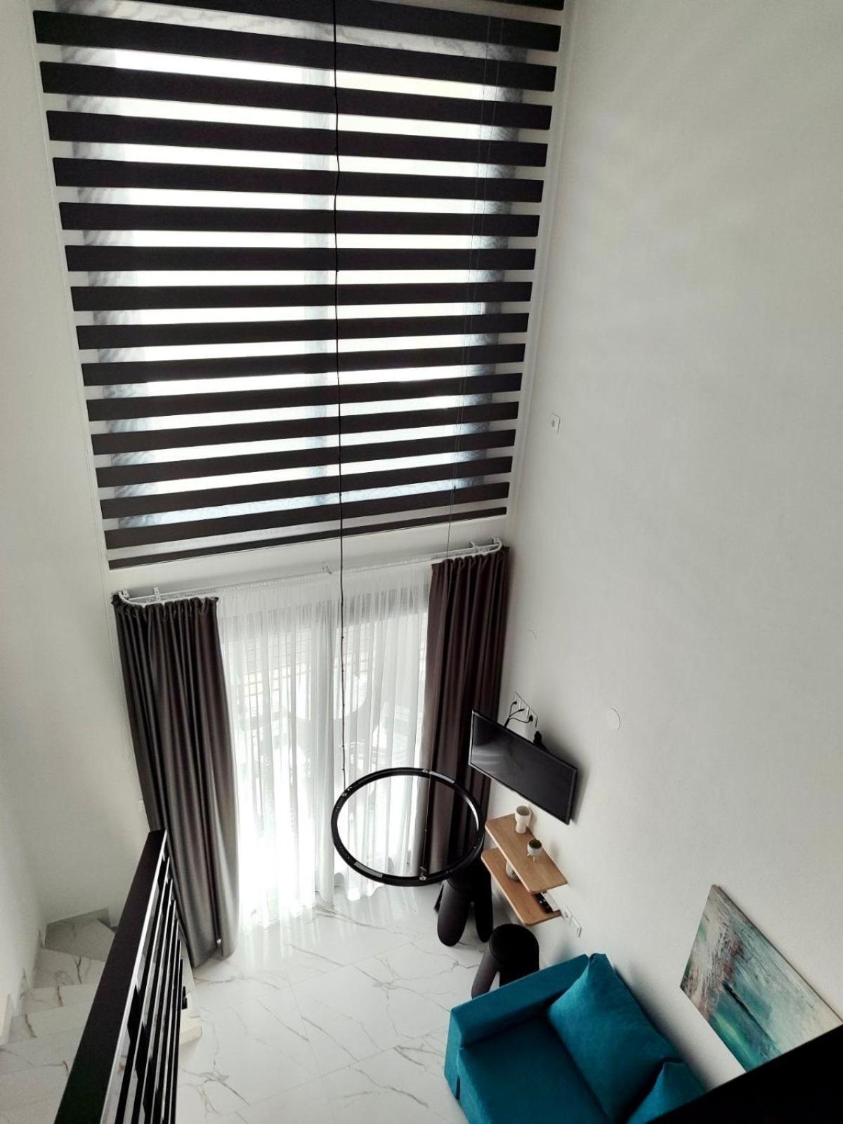 Four Shades Luxury Suites Sarti Bagian luar foto